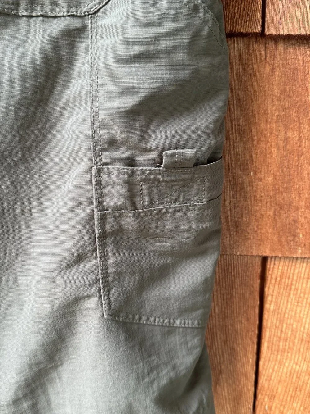 EUC The North Face Olive Green Nylon Hiking Cargo Shorts in Men's 36